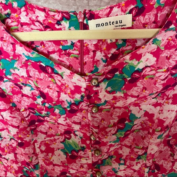 💚3/$15💚 MONTEAU | SMALL | Pink Floral Short Sleeve Sweet Heart Neck Mini Dress - Picture 5 of 8